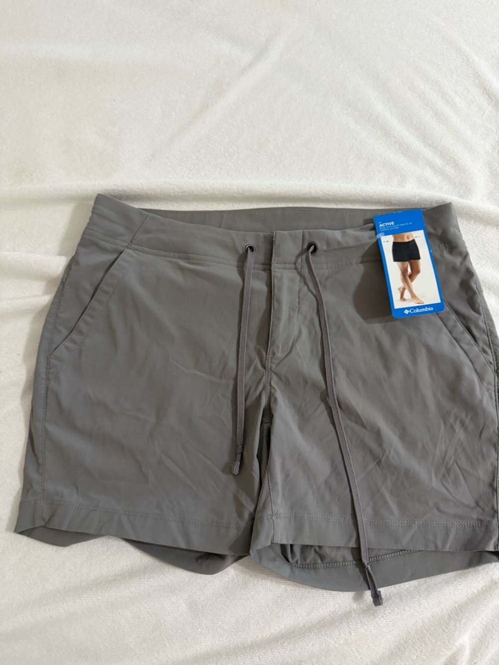 Columbia Women's Gray Outdoor Active Shorts